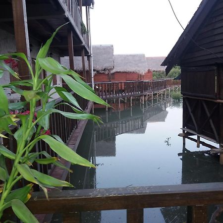 La Capannina Chez Lea Hotel Morondava Exterior foto